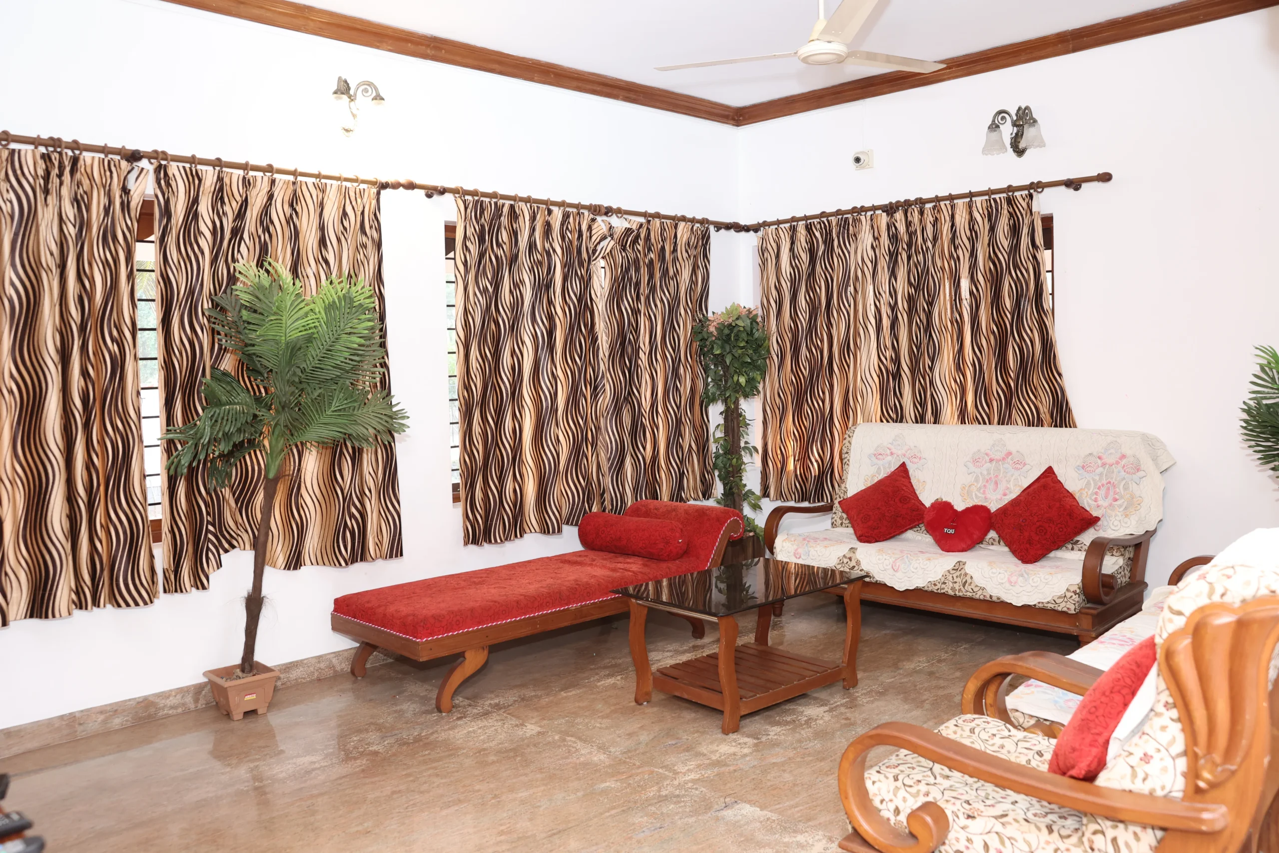Gallery - Mansion Du Lac